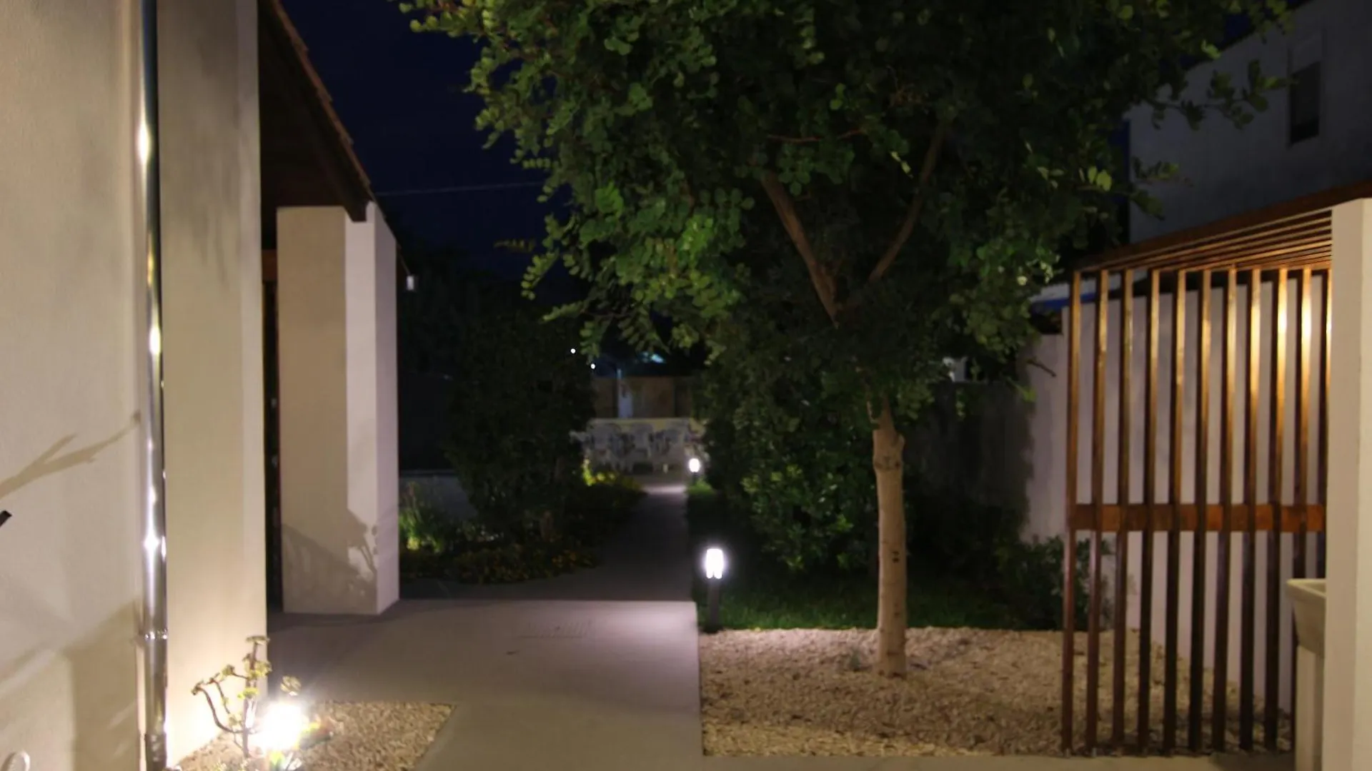 Appartamento WIFI Coral vicino al mare Fontane Bianche Italia